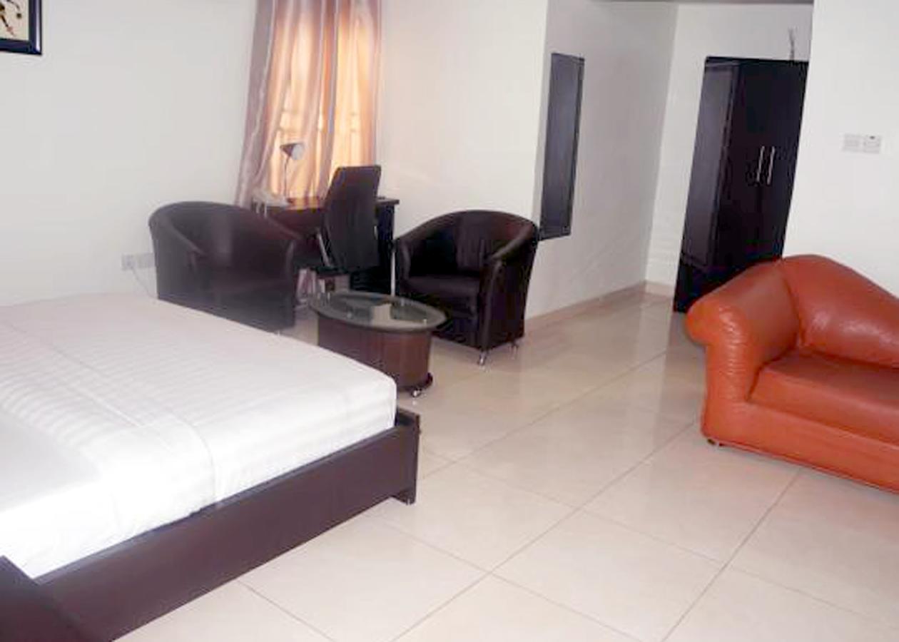 De Rigg Place - Alaka Estate, Surulere Lagos Exterior foto