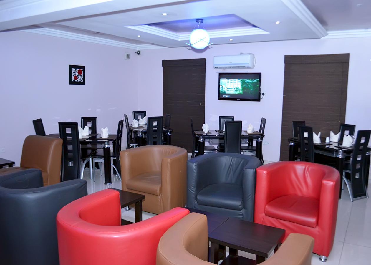 De Rigg Place - Alaka Estate, Surulere Lagos Exterior foto